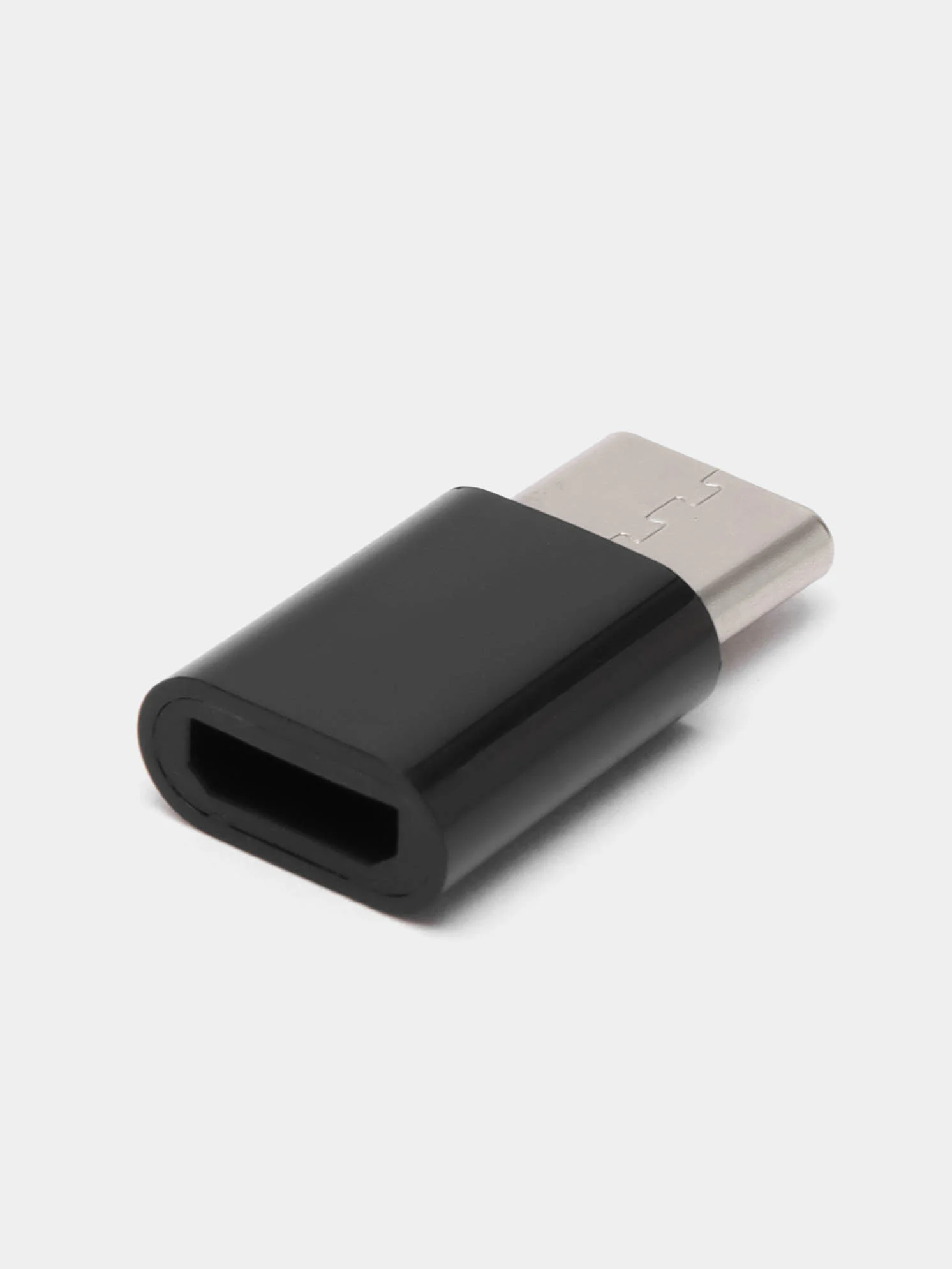 Черный переходник адаптер micro usb - type c для зарядки устройств