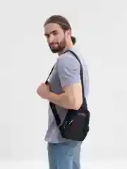 Черный сумка через плечо, спортивная