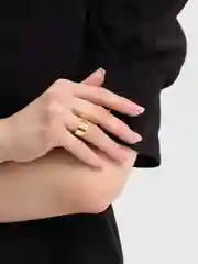 Золотой кольца со змеей, парный комплект, на Новый Год, год Змеи