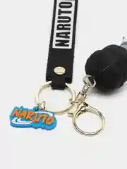 Тёмно-серый брелок для ключей и рюкзака