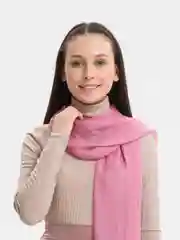 Тёмно-розовый палантин