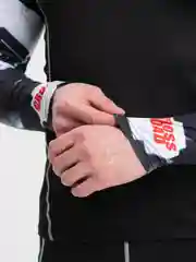 Белый спортивный мужской костюм для занятий спортом 2в1 : рашгард и тайтсы