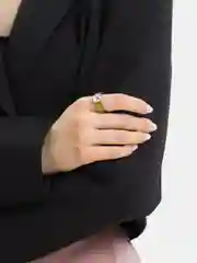 Зеленый акриловое кольцо с кристаллом