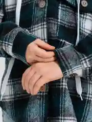 Лесной зеленый рубашка унисекс, с капюшоном