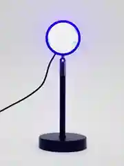Белый лампа Закат RGB металлическая с пультом и приложением мобильным, 16 цветов