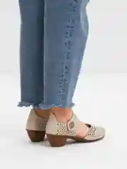 Бежевый туфли женские Rieker