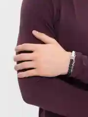 Белый мужской браслет
