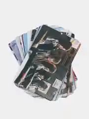 Багровый карточки женских k-pop групп TWICE, AESPA, IVE, NewJeans, 55 штук