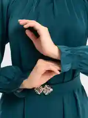 Зеленый платье длинное, мусульманское, из японского шелка