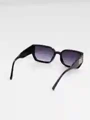 Черный солнцезащитные очки UV400