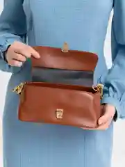 Шоколадный женская сумка-багет