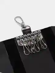 Черный ключница из натуральной кожи