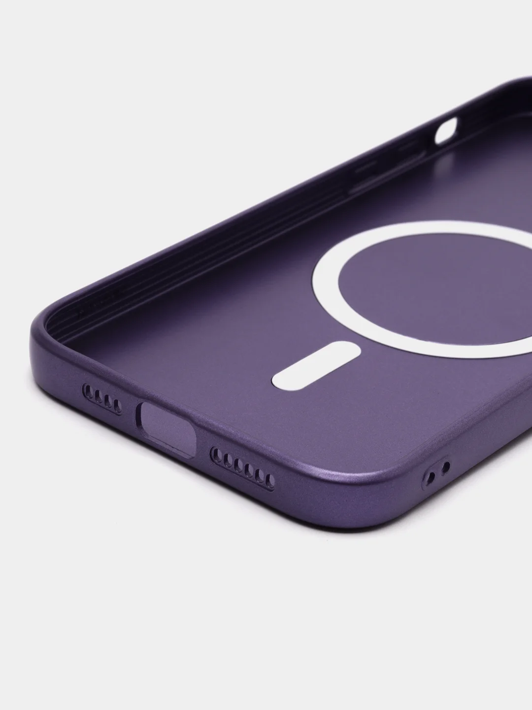 Фиолетовый цветной магнитный чехол MagSafe на iPhone 14 Plus Pro Max с защитным стеклом камеры