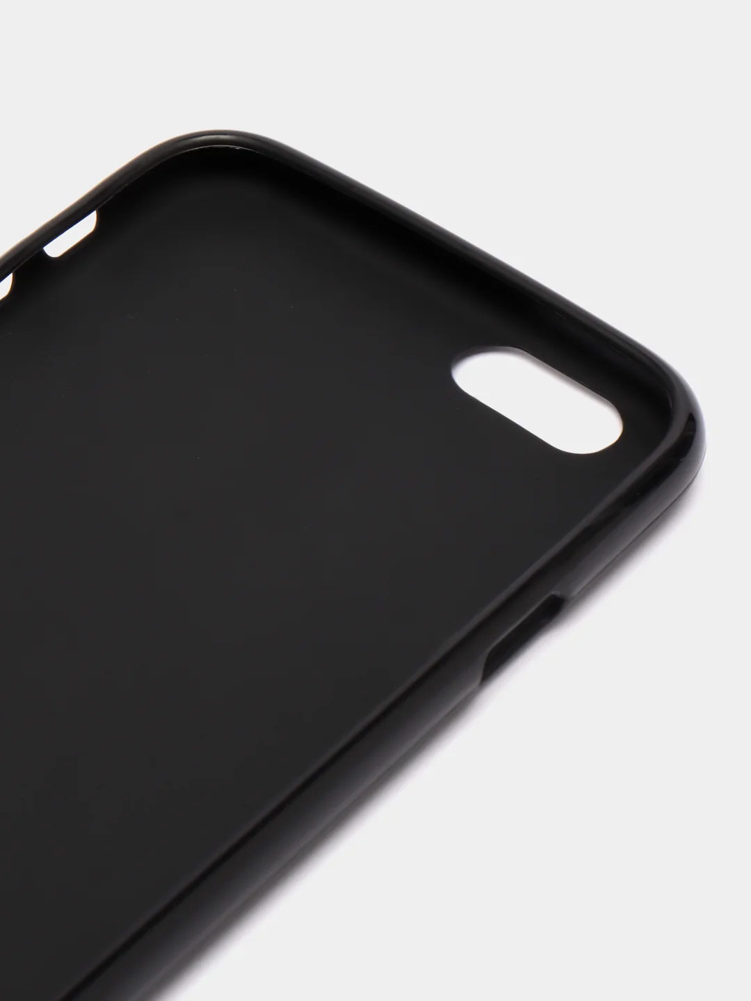 Черный силиконовый чехол-накладка для iPhone 6 / 6S