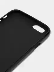 Черный силиконовый чехол-накладка для iPhone 6 / 6S