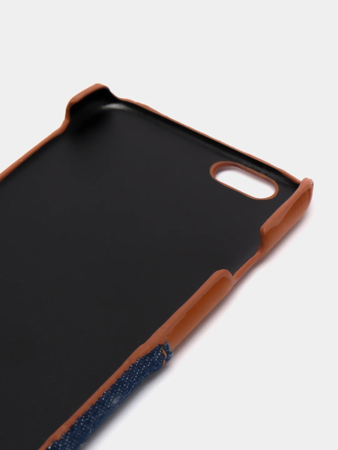 Пластиковый чехол-накладка для iPhone 6 / 6S