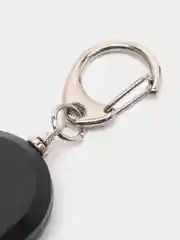 Зеленый брелок для поиска ключей со свистком