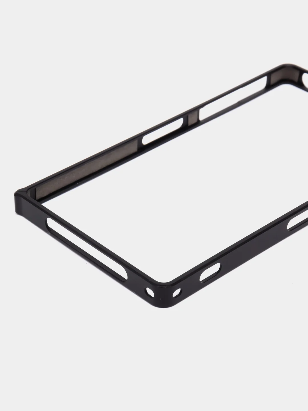 Черный бампер на Sony Xperia Z1, алюминиевый