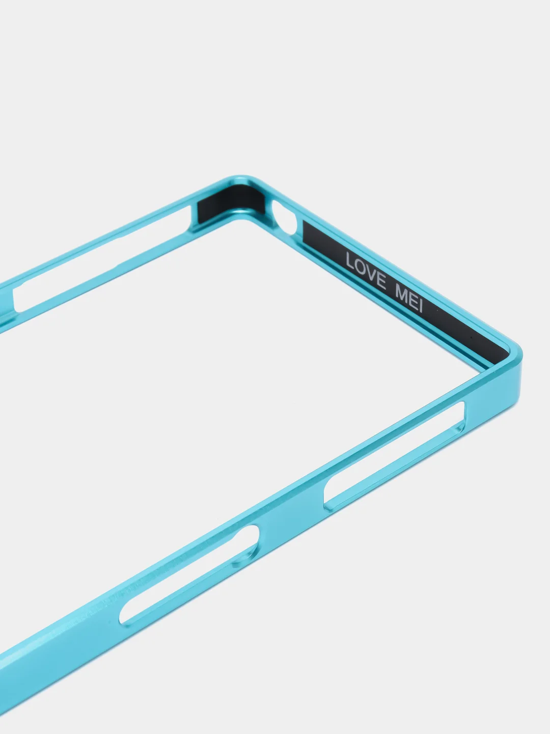 Мятный бампер на Sony Xperia Z1, алюминиевый