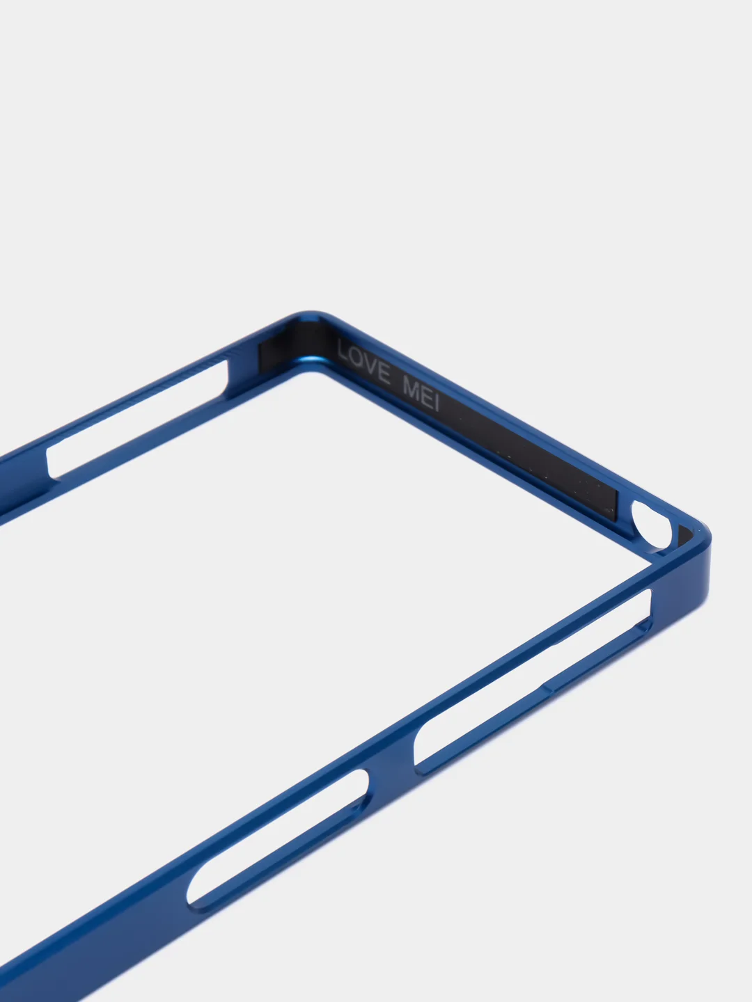 Синий бампер на Sony Xperia Z1, алюминиевый