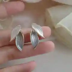 Серьги женские, серьги-лепестки, сережки для девушек
