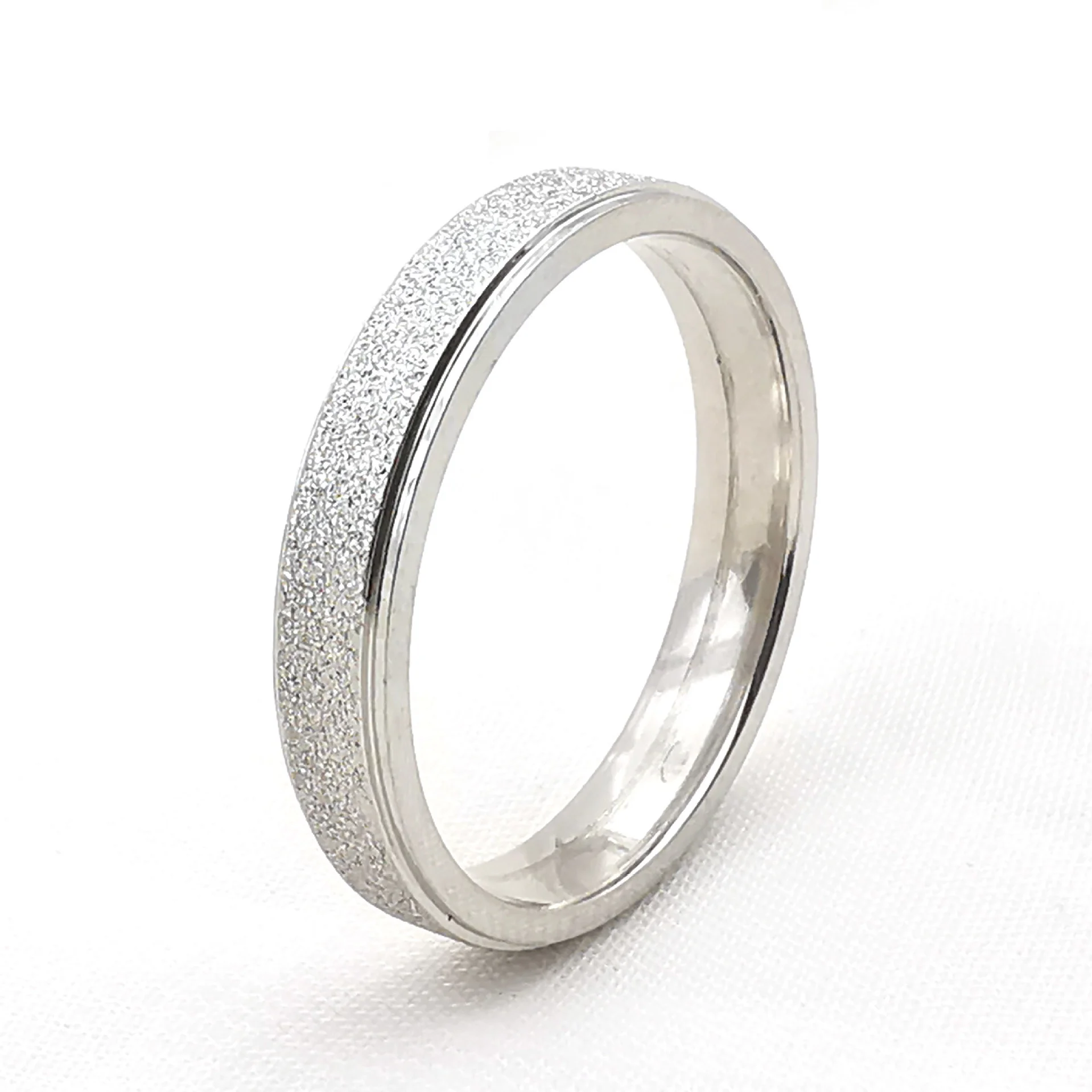 Серебряный кольцо стальное, 4 мм