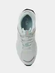 Белый женские кроссовки FILA EXPLORE W