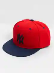 Красный кепка детская