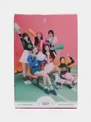 Розовый карточки женских k-pop групп TWICE, AESPA, IVE, NewJeans, 55 штук