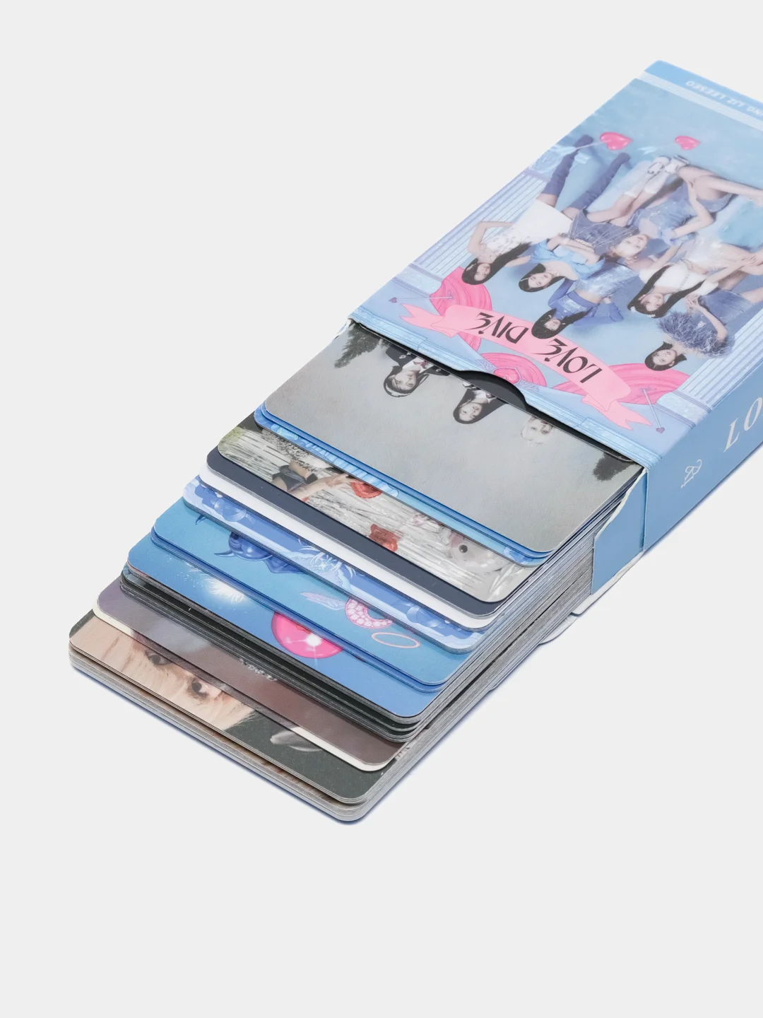 Голубой карточки женских k-pop групп TWICE, AESPA, IVE, NewJeans, 55 штук