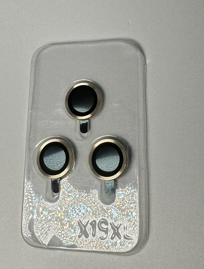Золотой защитные линзы на камеру iPhone 11/Pro/ProMax, 13/Pro/ProMax, 14/Pro/ProMax/14+