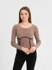 Бежевый лонгслив, лапша