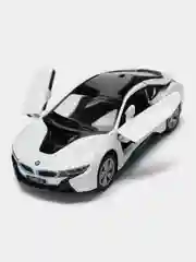 Белый игрушечная машинка BMW i8 Kinsmart KT5379D