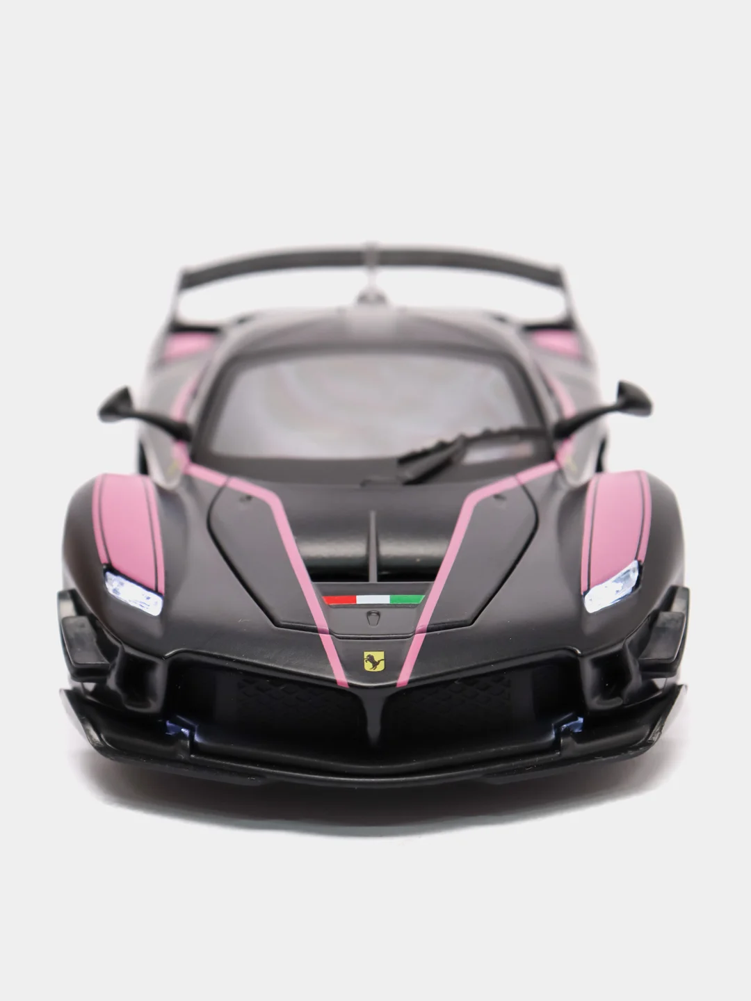 Черный металлическая машинка "Ferrari FXXK", 1:24, 53522-23A