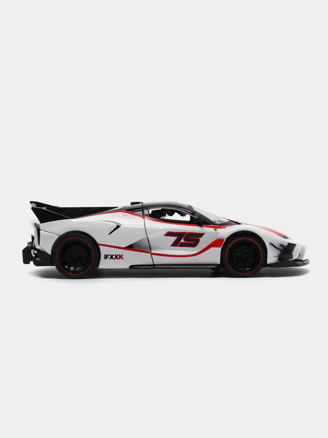 Белый металлическая машинка "Ferrari FXXK", 1:24, 53522-23A