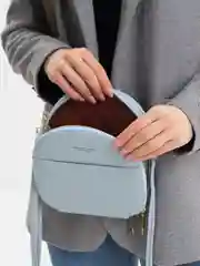 Небесно-голубой сумка женская через плечо