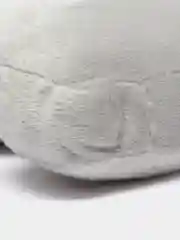 Серый алфавит буквы Лора