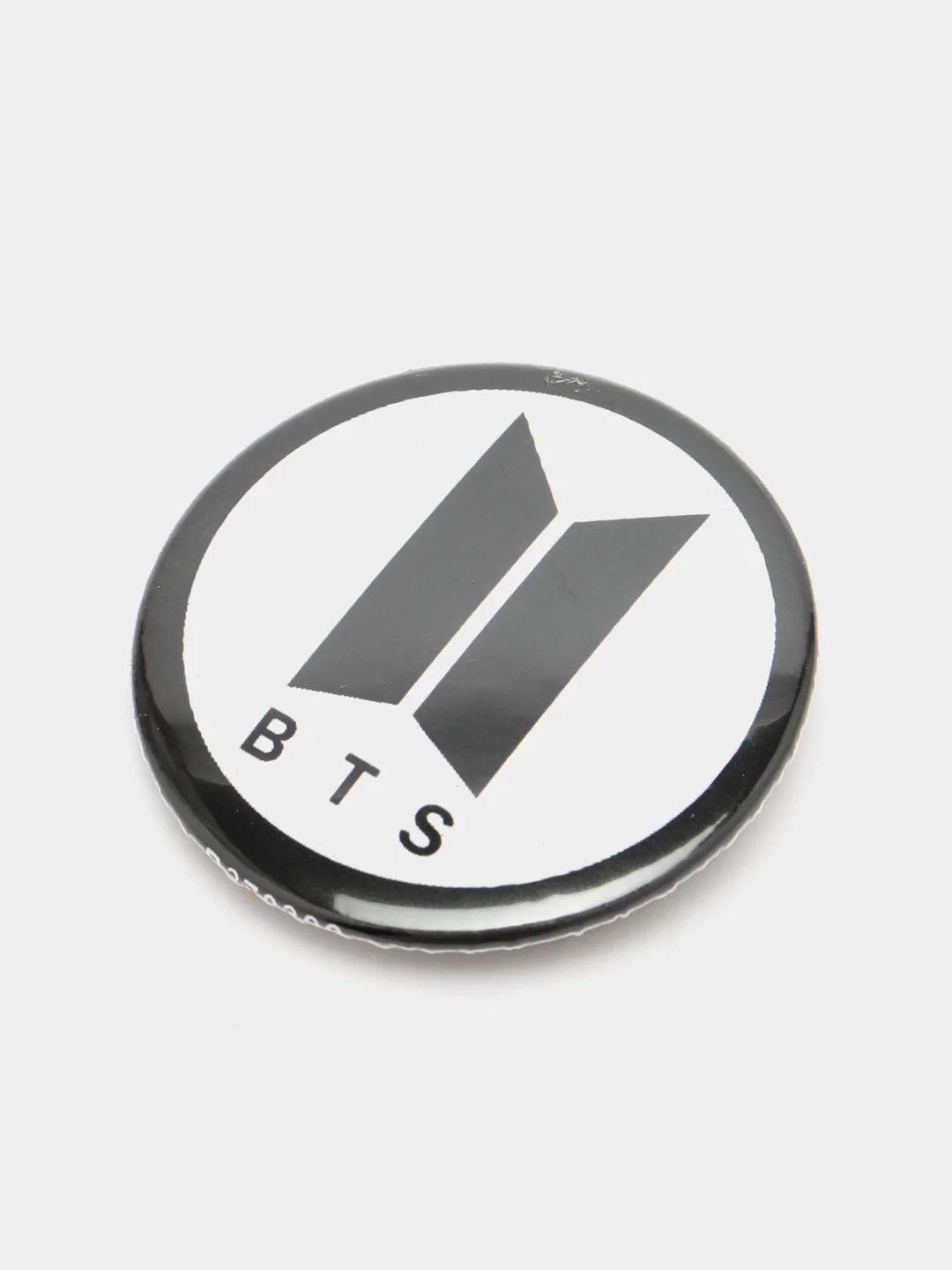 Белый значок "BTS", 37 мм, k-pop