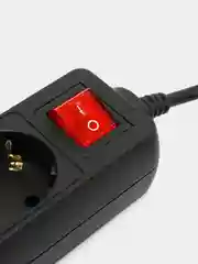 Черный удлинитель с выключателем Perfeo Powermate, 3 розетки