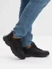 Кроссовки мужские, черные
