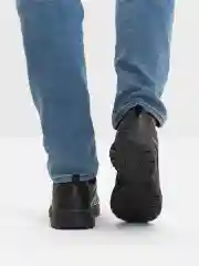 Кроссовки мужские, черные