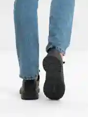 Кроссовки мужские, черные
