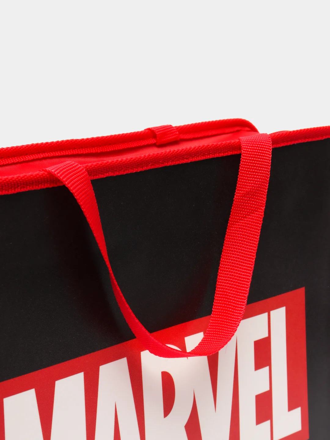 Черный папка школьная для тетрадей Marvel "Мстители" и другие, А4, на молнии, с ручками