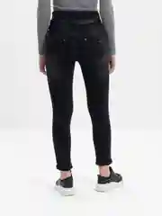 Черный джинсы женские