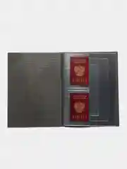Бирюзовый папка для семейных документов
