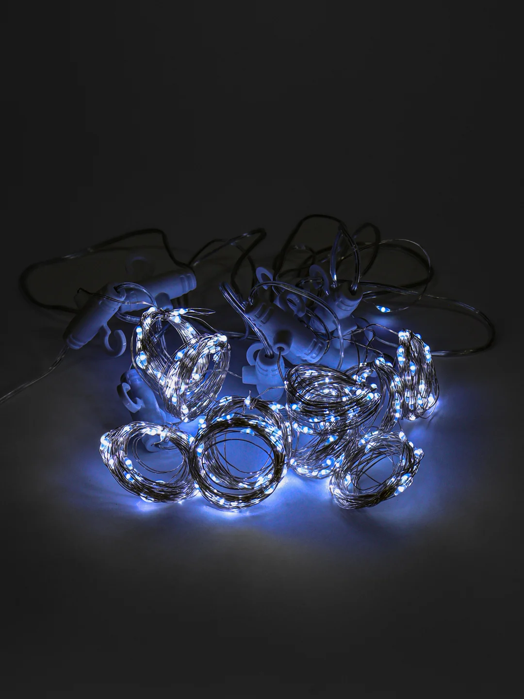 Белый гирлянда-штора занавес 3х3 м LED с пультом и крючками для подвешивания