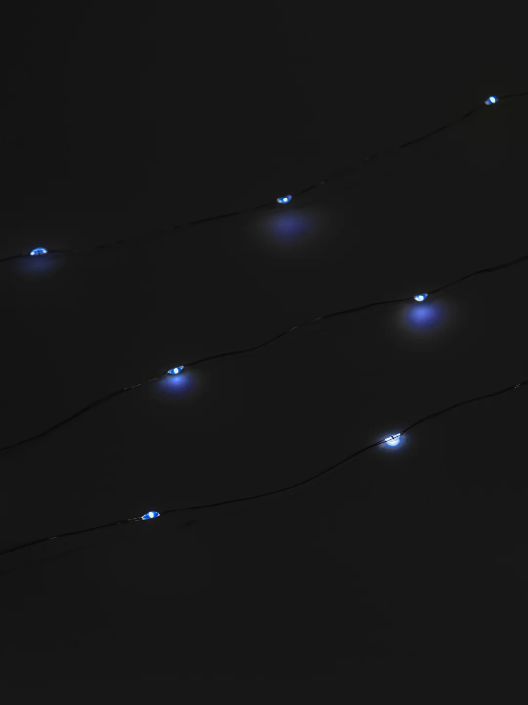 Белый гирлянда-штора занавес 3х3 м LED с пультом и крючками для подвешивания