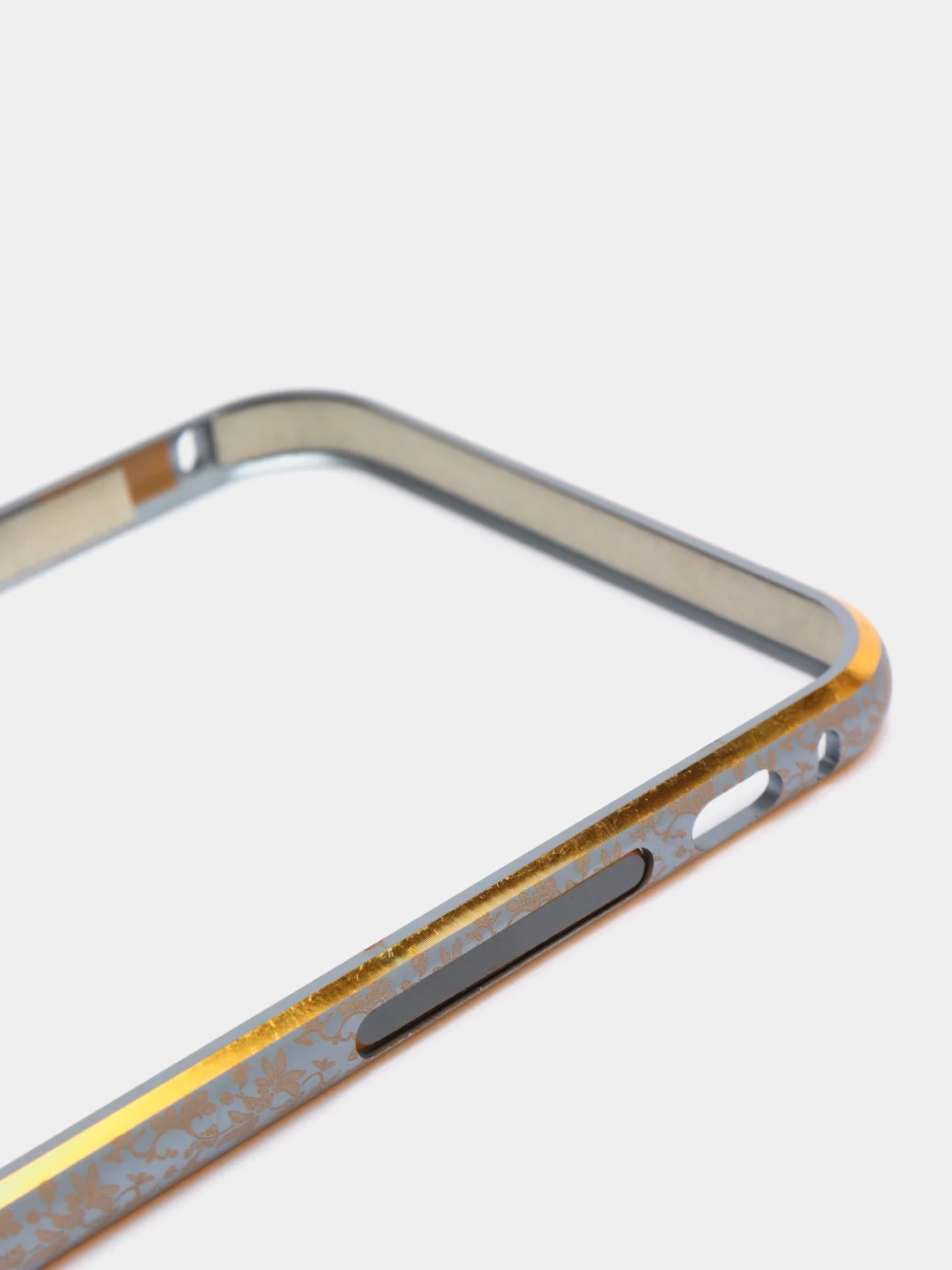 Серебряный бампер алюминиевый для iPhone 6, 6S, с золотым узором