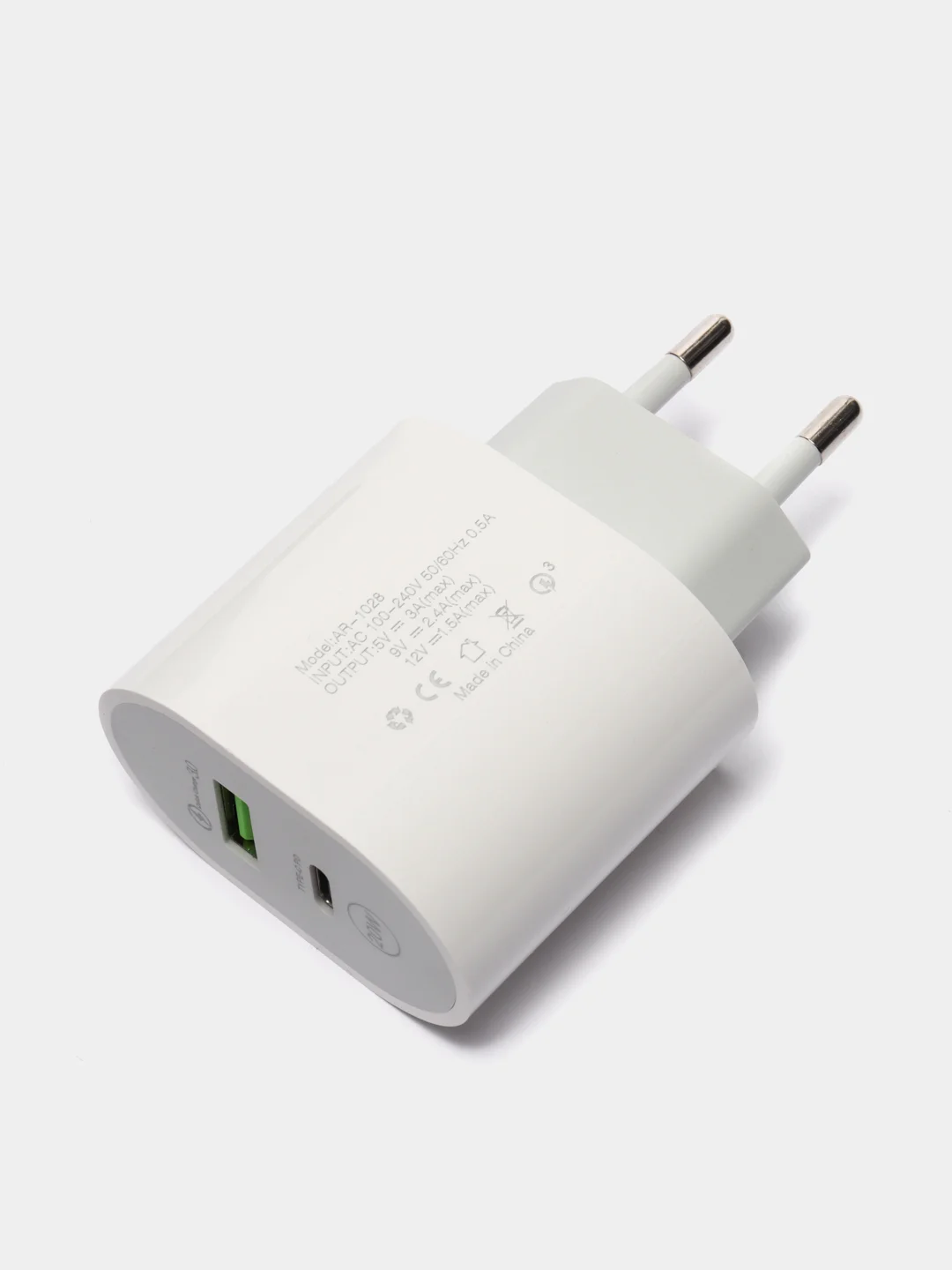 Белый зарядноe устройство Type-C/USB 20W