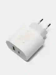 Белый зарядноe устройство Type-C/USB 20W